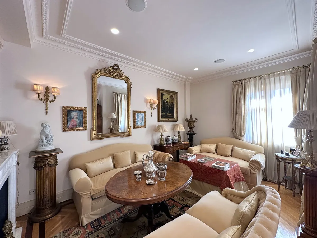 042e428b-37d1-4bbb-90f0-0c4e136ae7f7