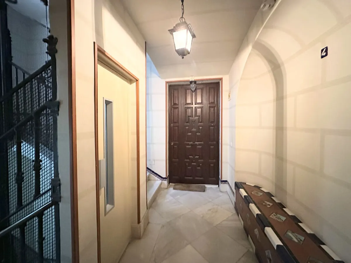 296e6b79-707b-4c43-bd70-7e2f4a95f317