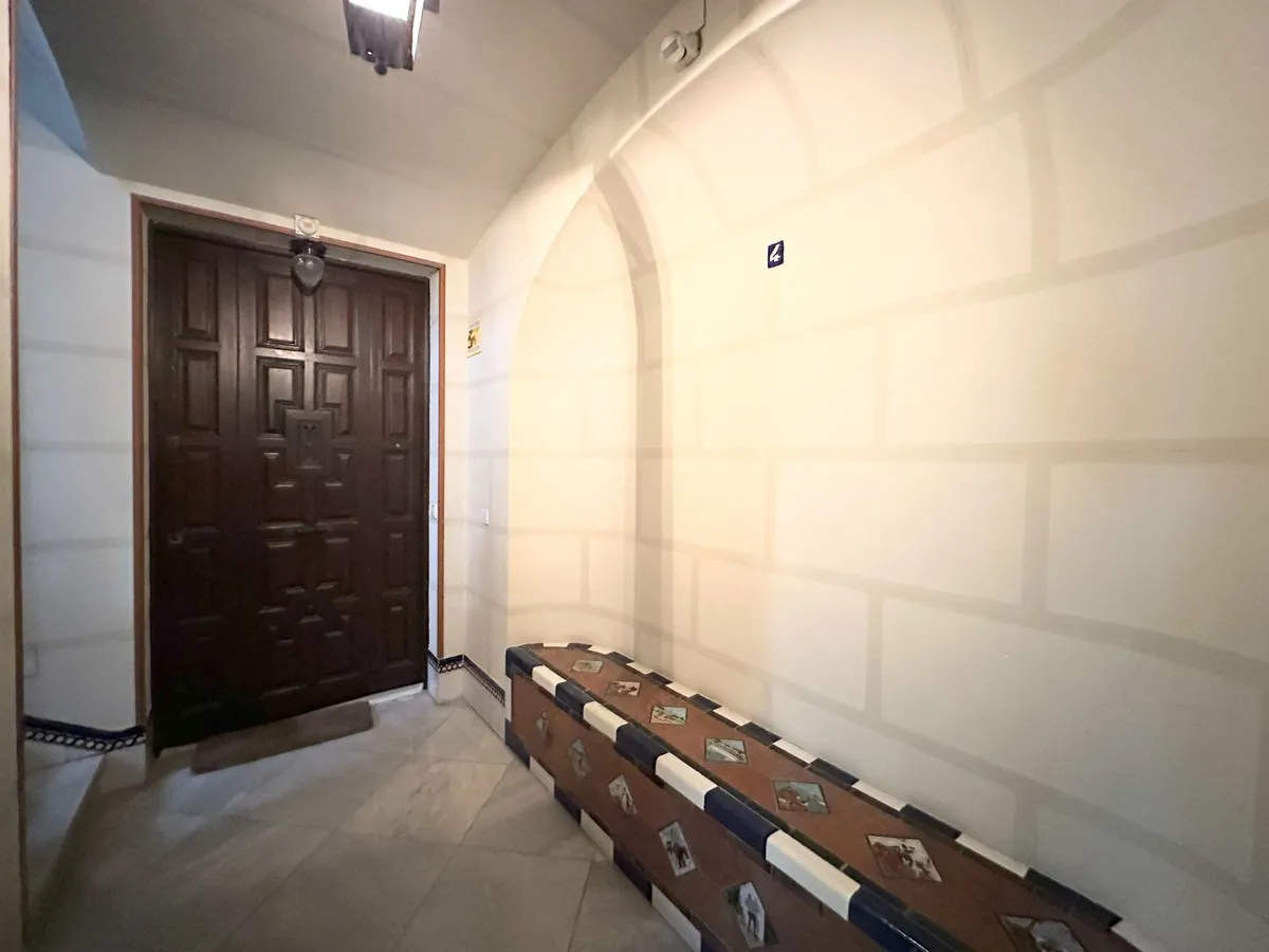 4c663779-dffd-4ef9-b45a-dc203ade08e3