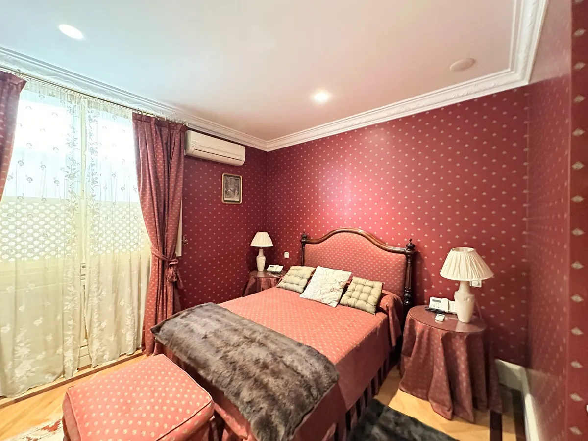 5b4991fe-0473-4428-8d41-2eba5e0cdad6