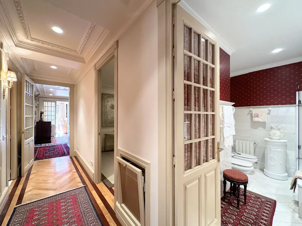 858f5fdc-b3fb-4ba3-ba19-832b9a759fe3