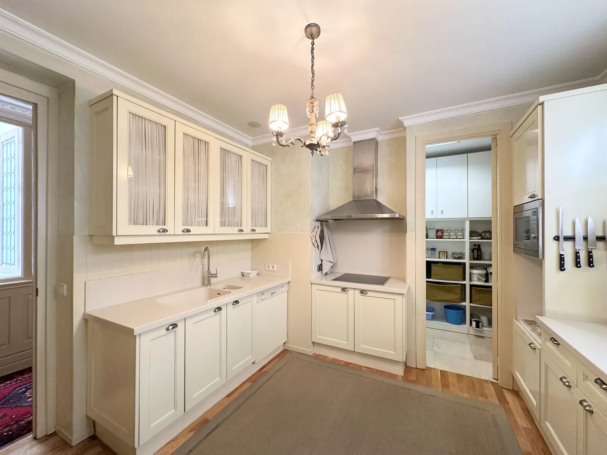 86060f93-d5a1-447a-8a68-188c699184b2