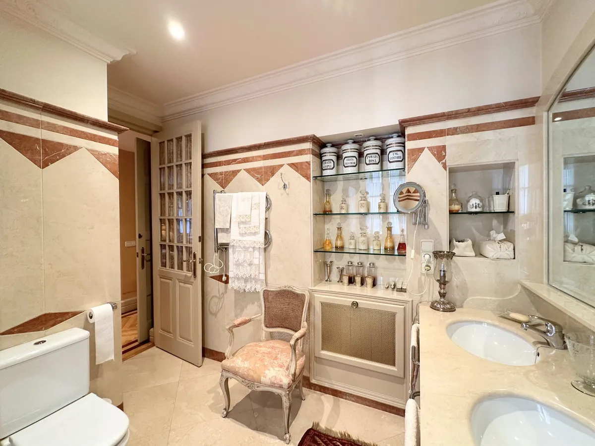 d49b27fd-34ac-494e-9353-1130b0a556ca