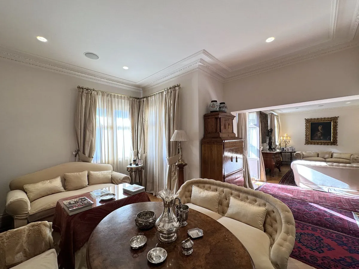 ddb25c66-f08b-42de-b6e0-29c4b25faf54