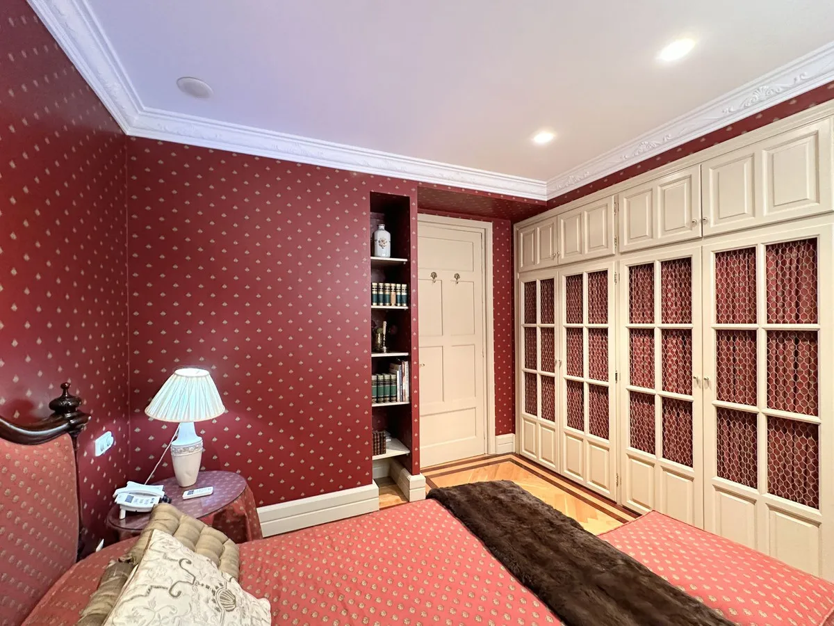 e3cf9d15-0142-48c2-aa24-d36a57121815