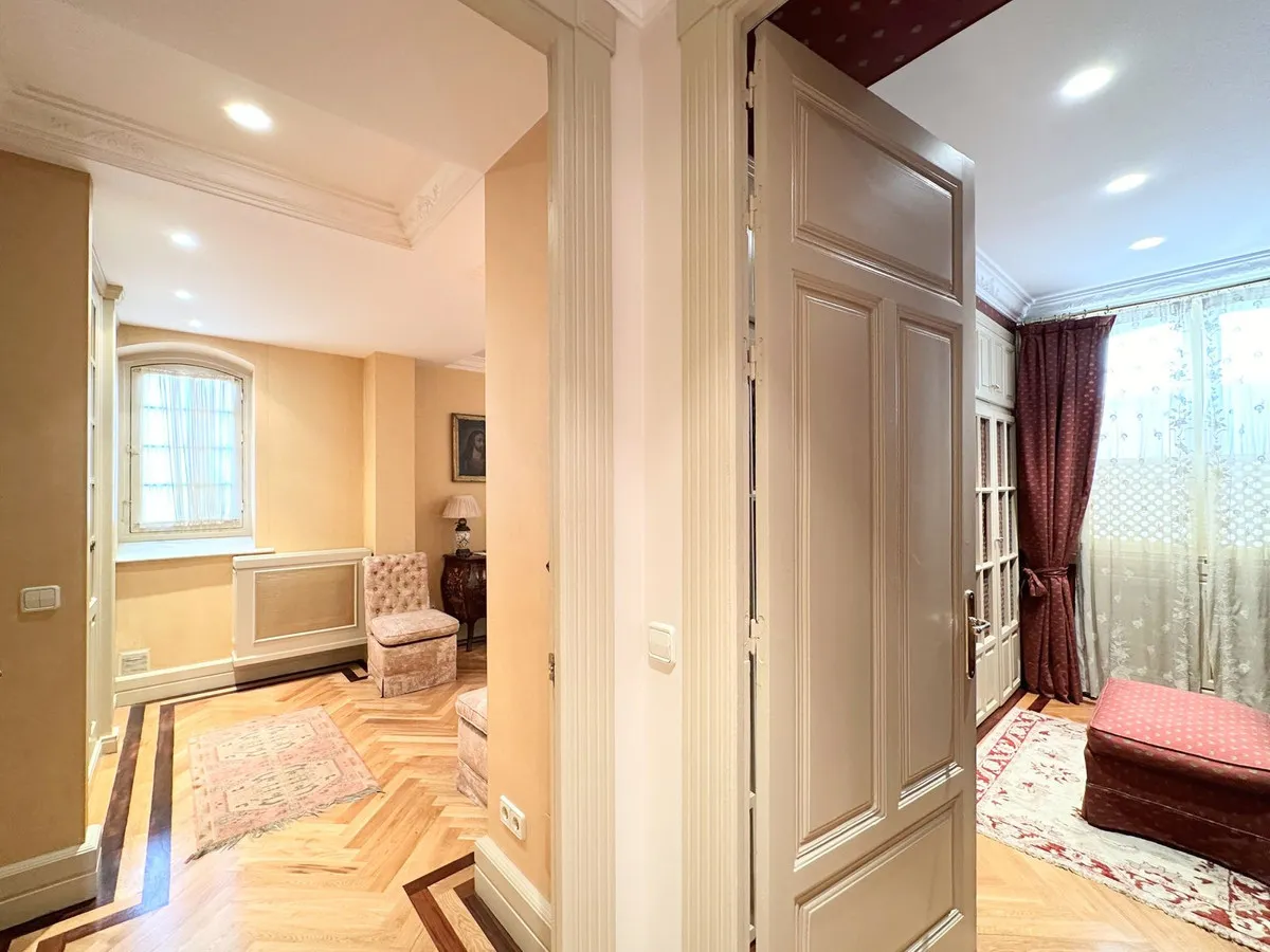 fe453e07-f755-4f14-b5e2-f9cce39a0982