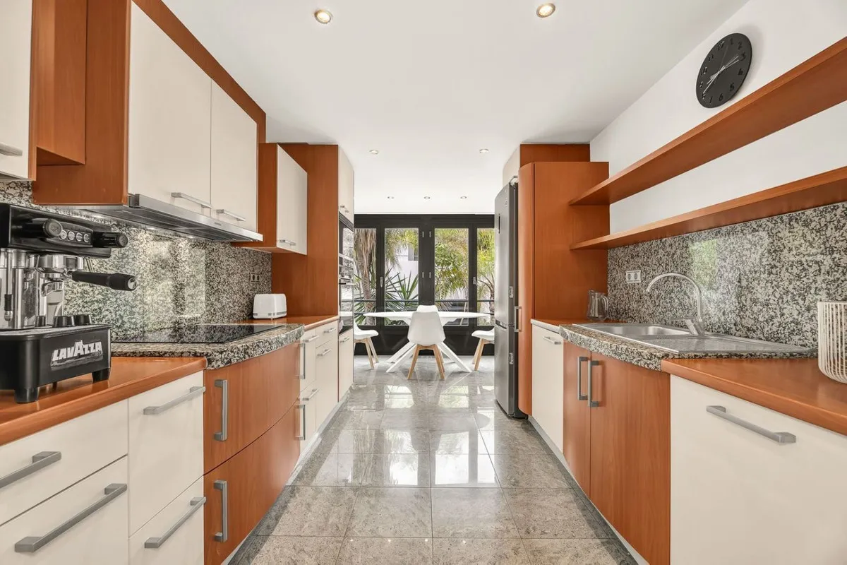 80563ead-714a-43b9-9d13-ad3ee2a1ce87