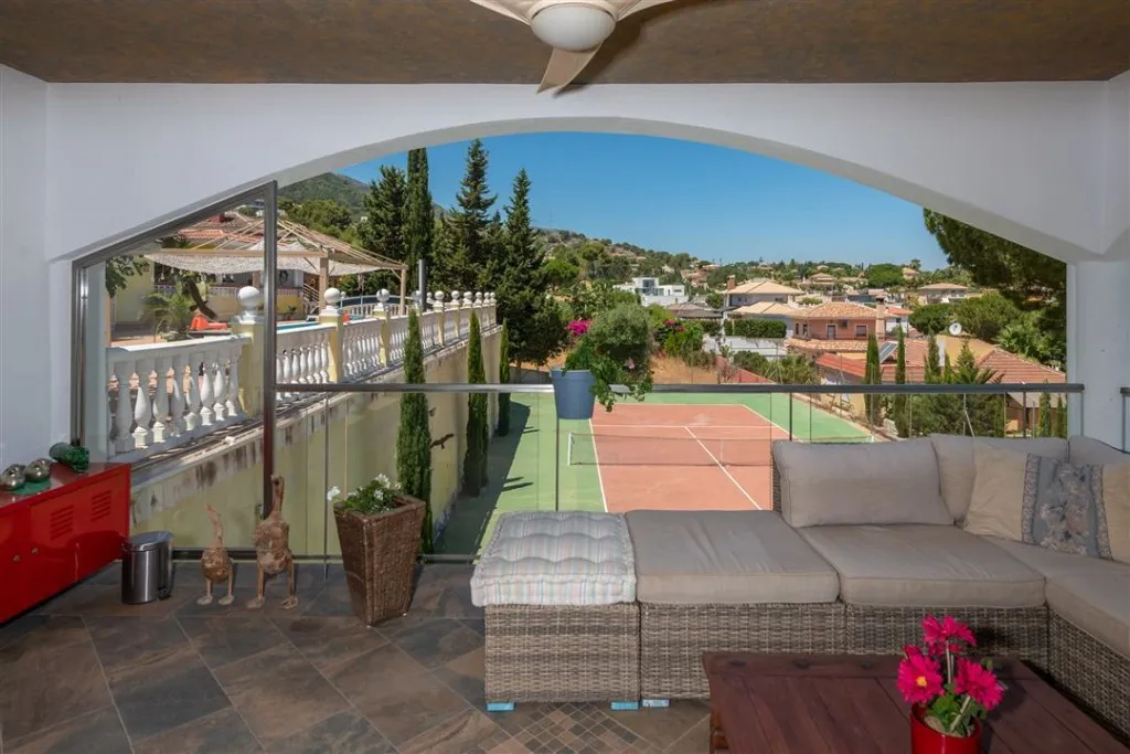 ef0108f3-f77f-442b-8609-18efd8be4202