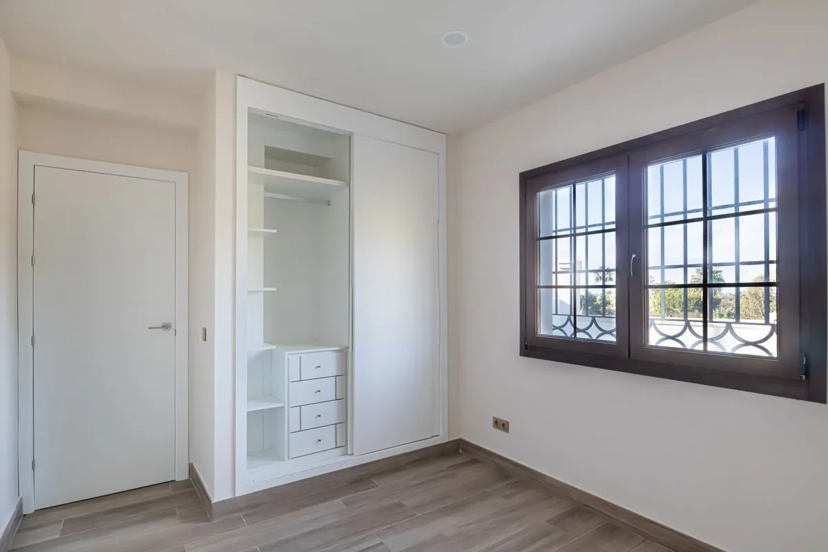 ece5a306-00a5-4065-aaf4-8264578965fb