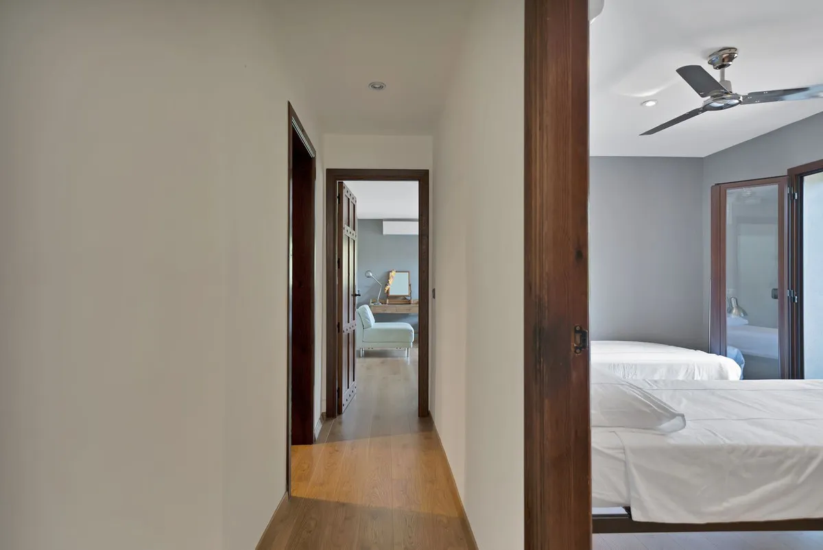 05a1c3df-4632-4b56-bb25-c396f2fa6c8a