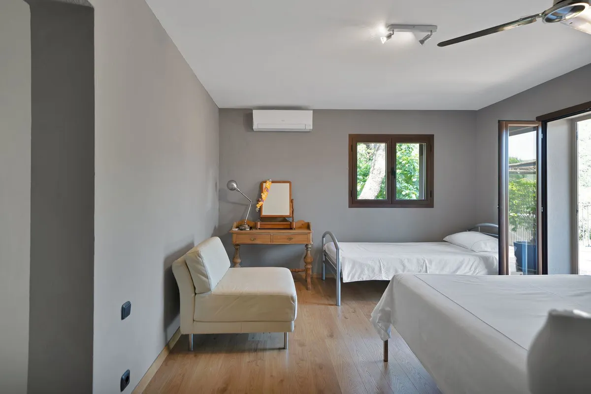 8bfa9645-6bca-4beb-a002-42bc2a616c3f