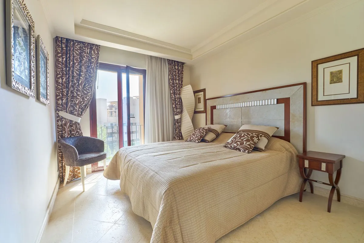 84d6014f-c25f-4300-87d0-31e655548400