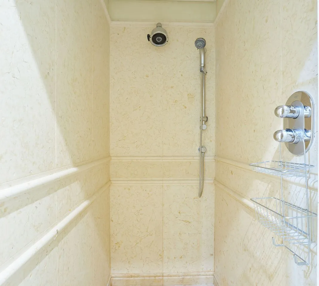 fbc33d3b-04a9-421b-9329-1650e255190d