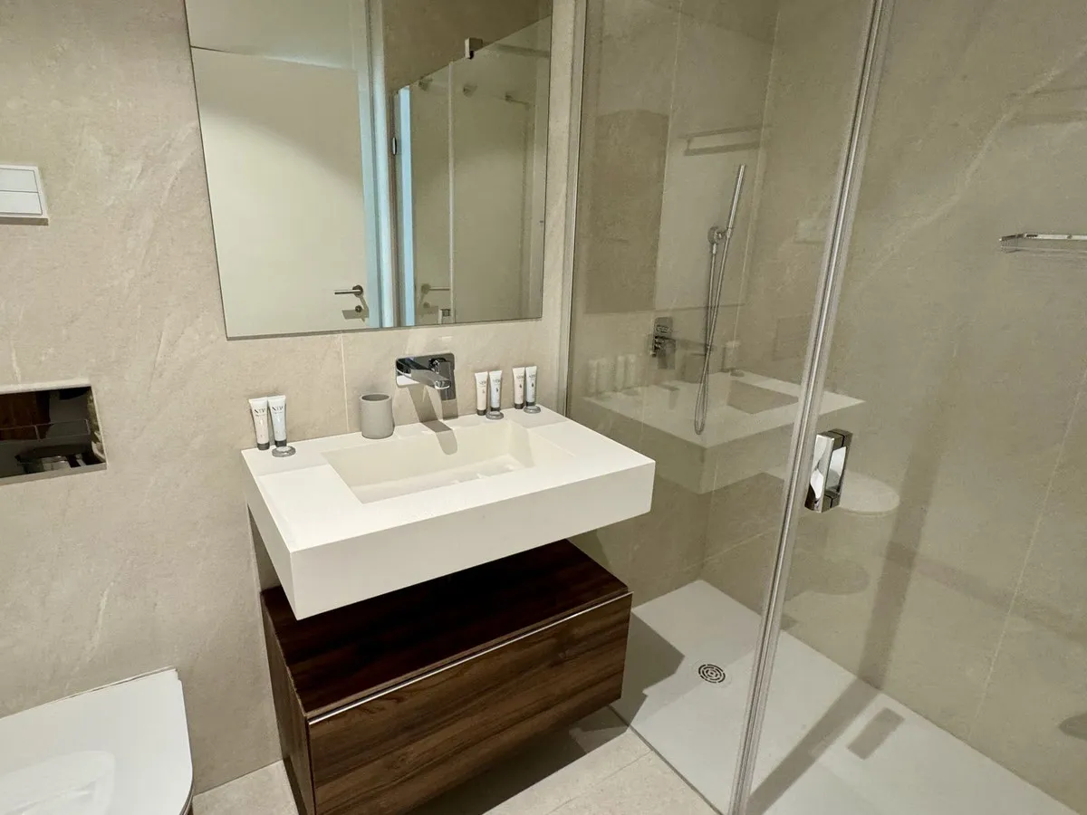 cdd6aa1c-f040-4bf2-9011-fc3a724c5b8e