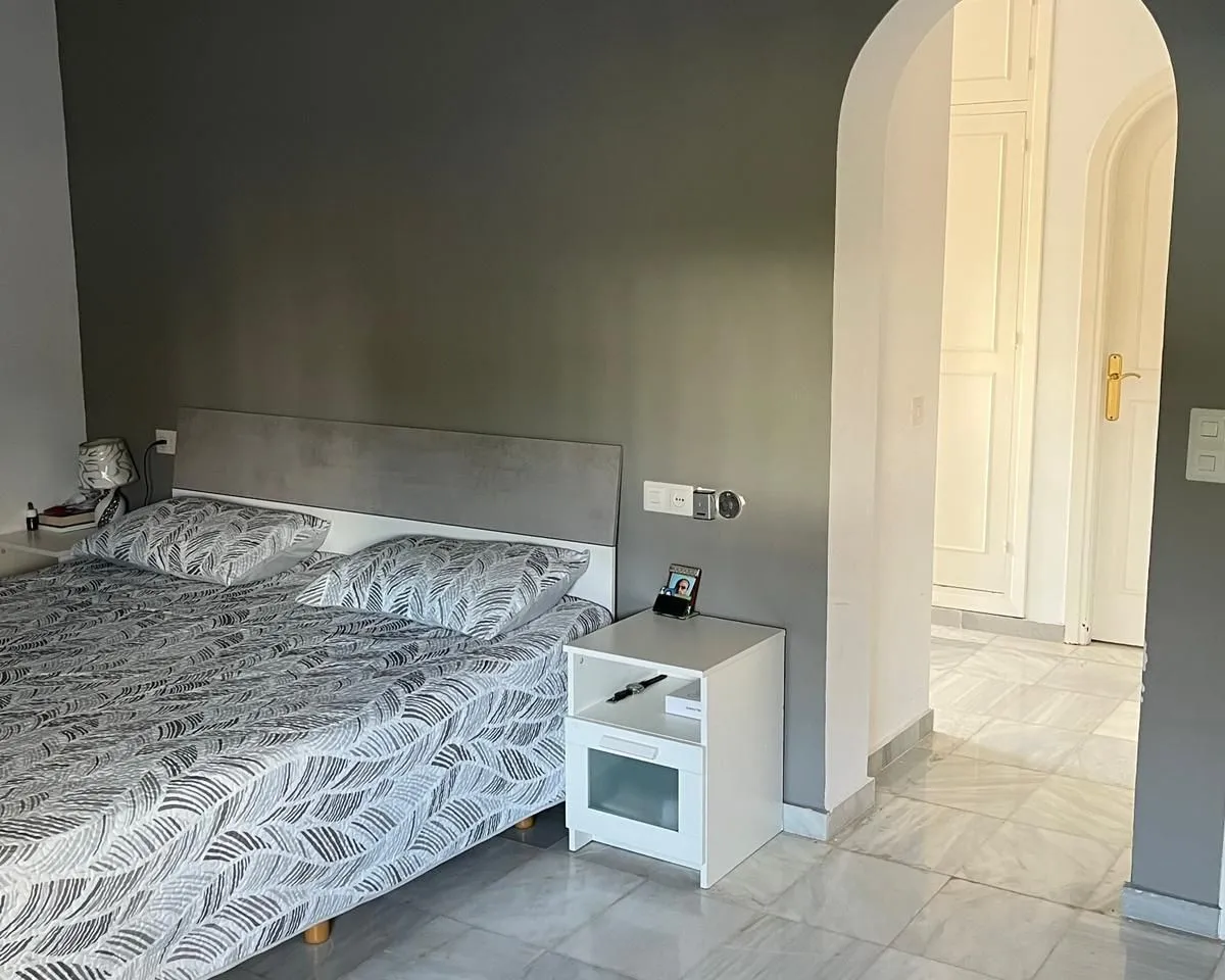 fb158d74-3adc-4624-8edb-e60d02585ccc