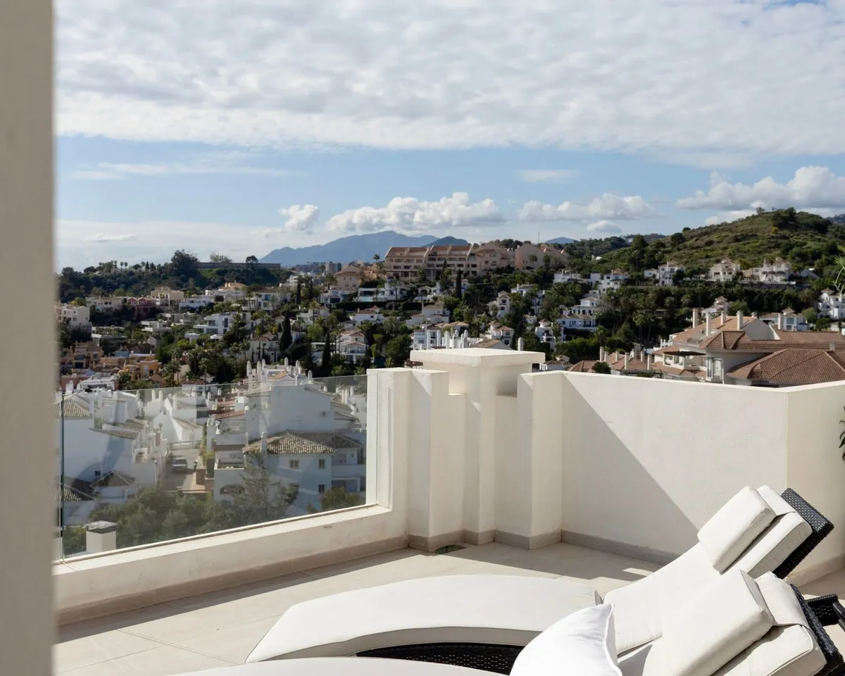 4c9ab641-5372-4d0b-b9f3-d8e5fd032047