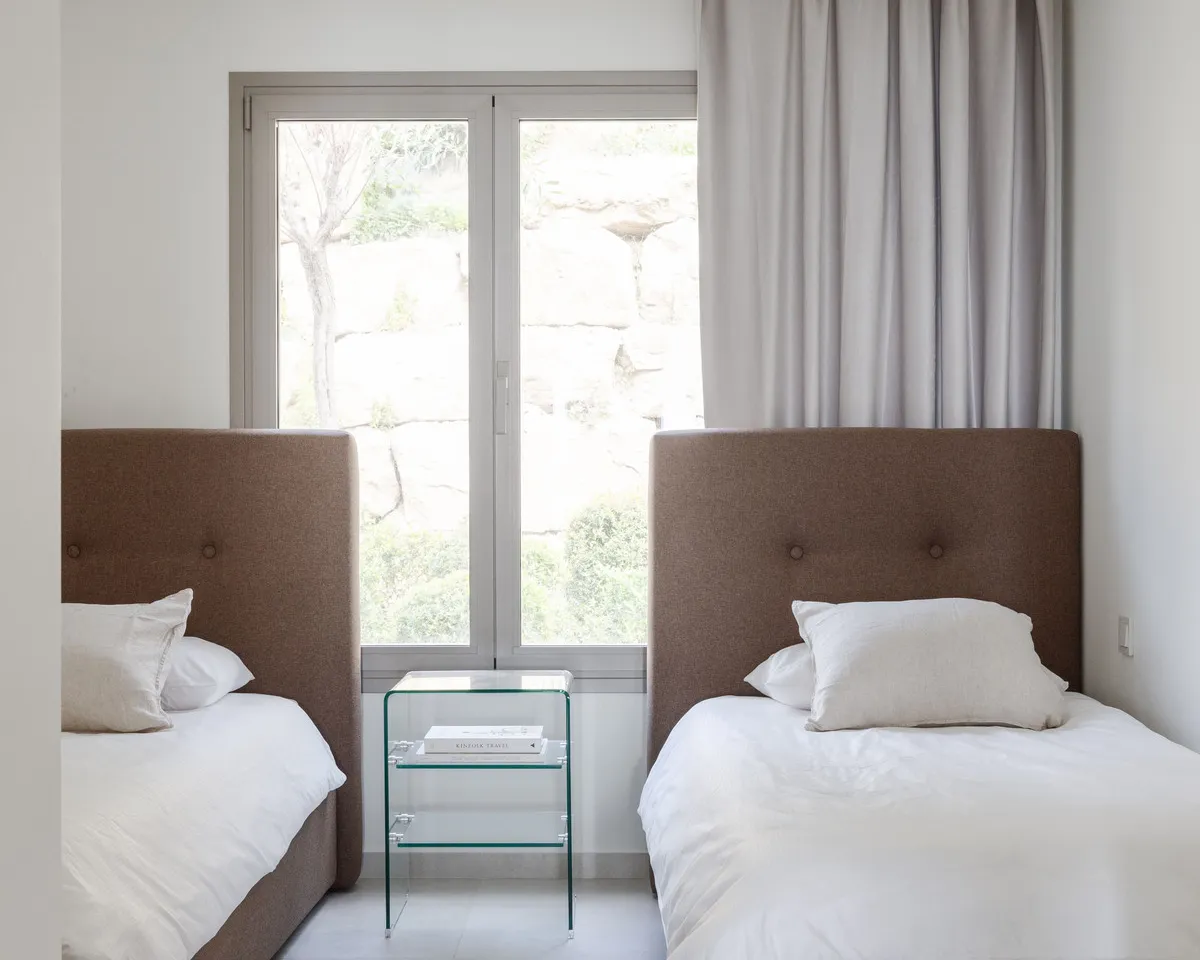 a20daa3d-5362-42b9-a174-b0edafbbe2cb