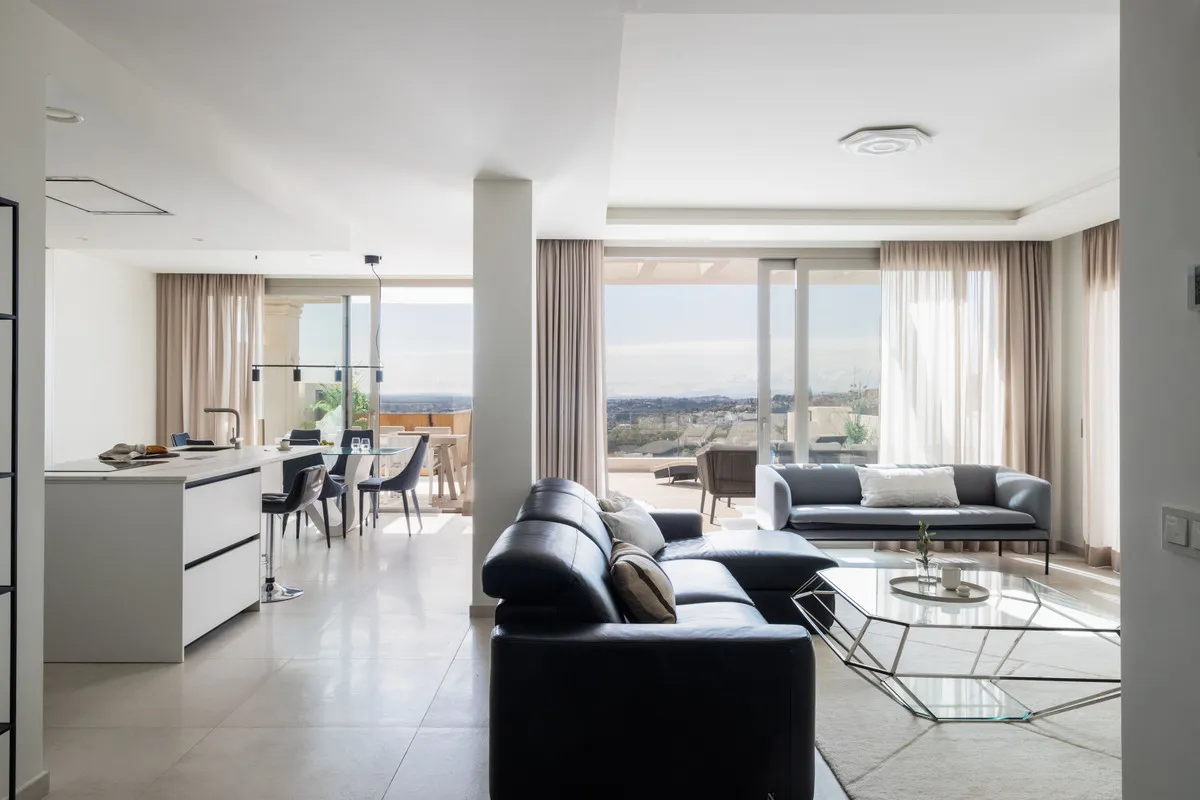 d9a6d395-23b7-459a-8ebe-c4034171597b