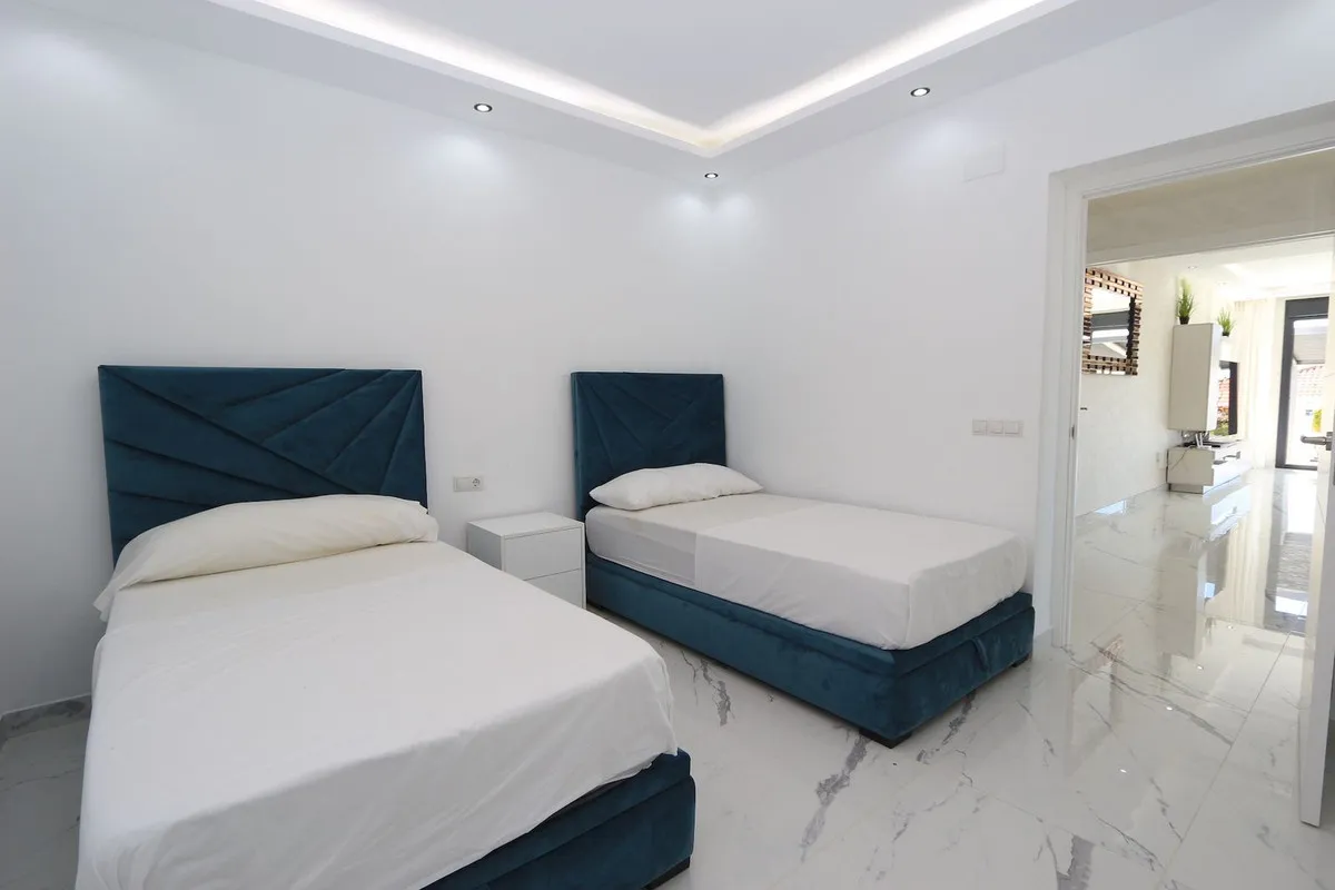 0d290471-cbc7-4ac2-a150-1ee23b5d7e4b