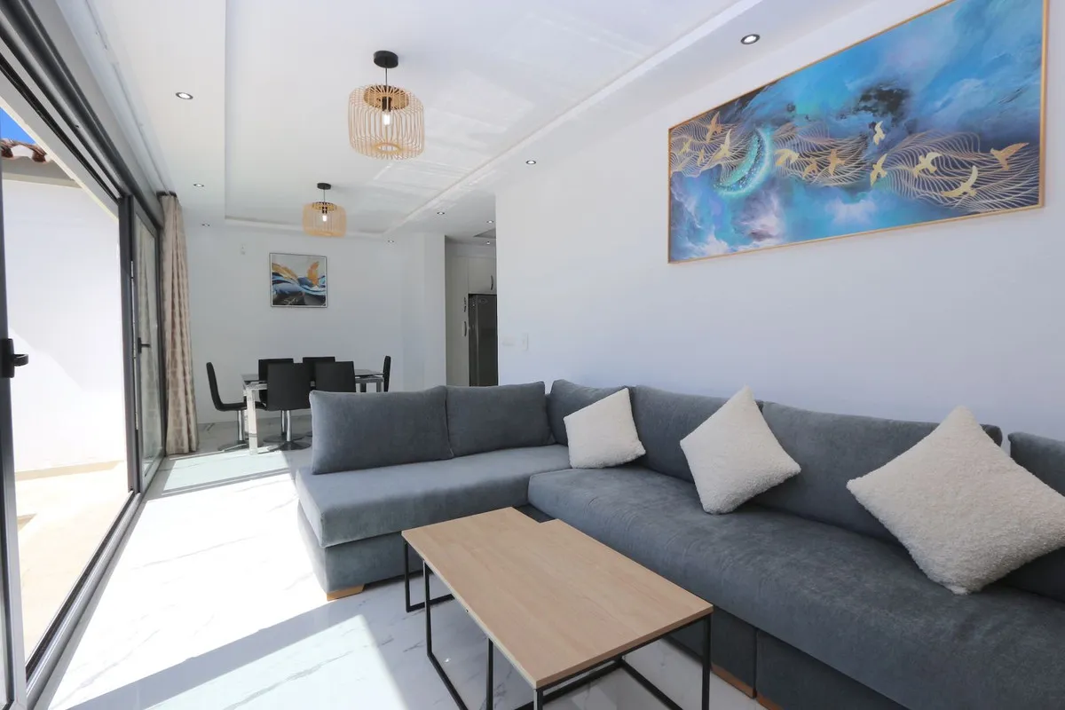 19c885b4-a237-43b5-ad31-af28851a7236