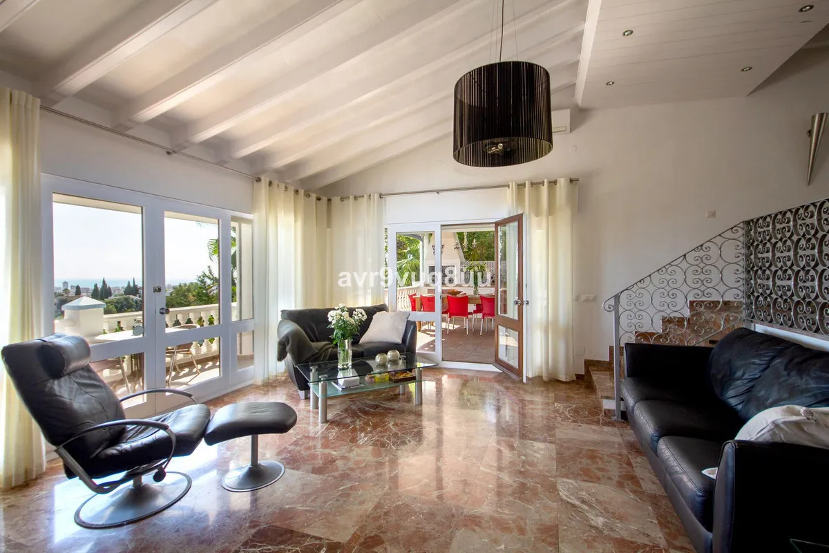 5ee21896-5212-4a6c-a2aa-a005043f54a1