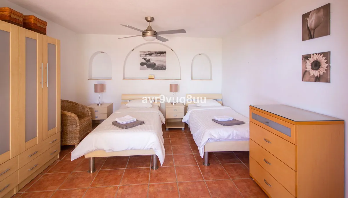 662f9dde-929d-4d1f-8e1a-5ed0064e0bc8