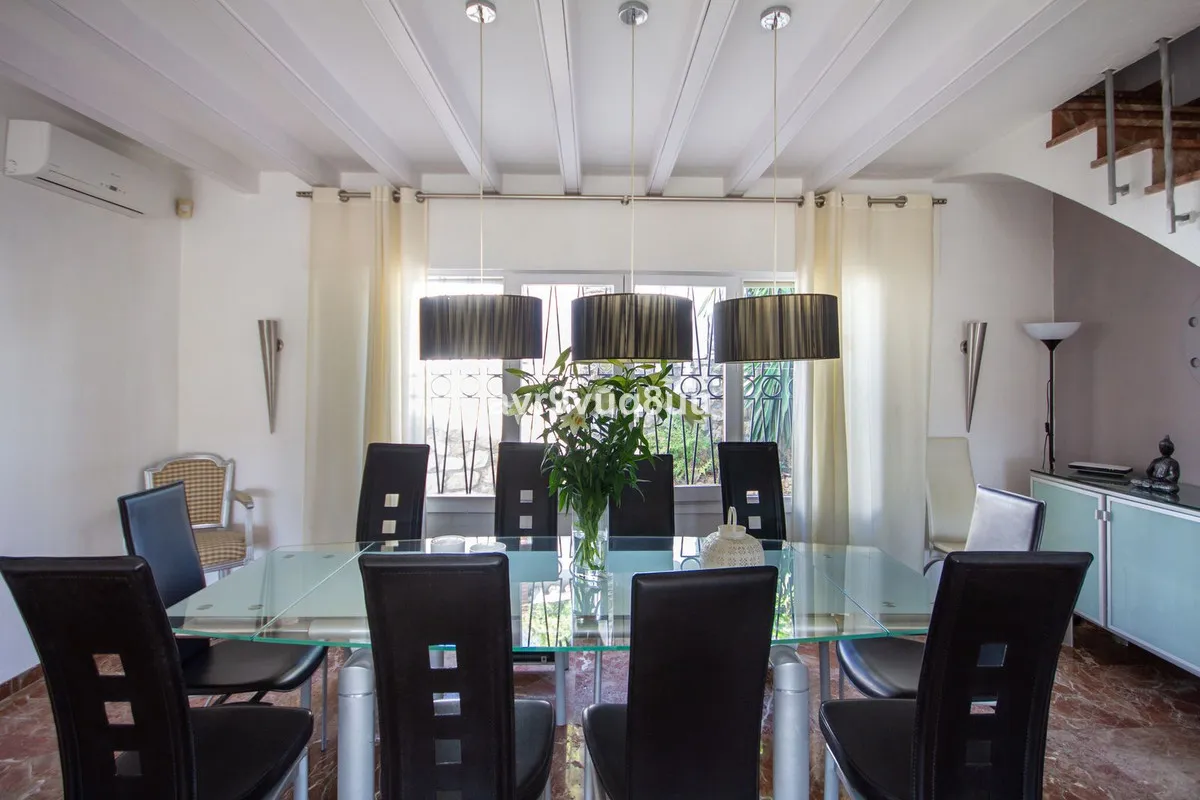 bd9342a6-be0e-491d-ba39-32c44d19f98f