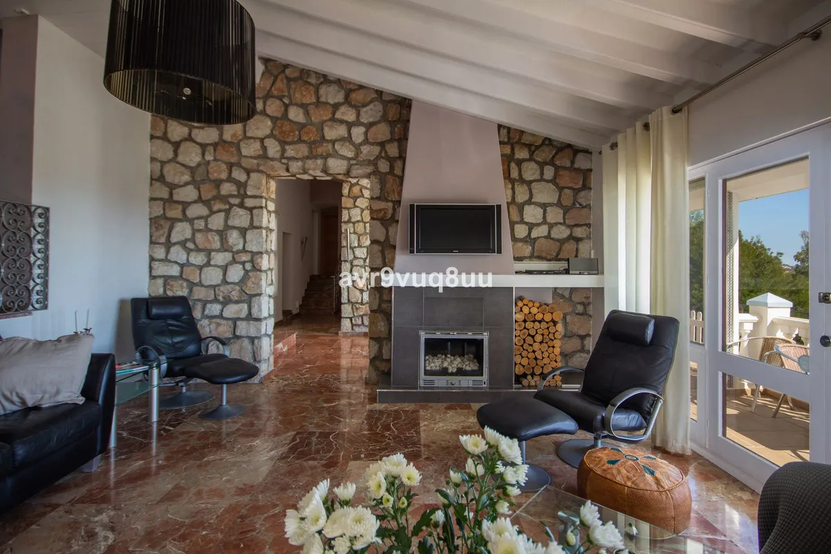 d3314cef-86af-46c8-9a46-27973371c24f