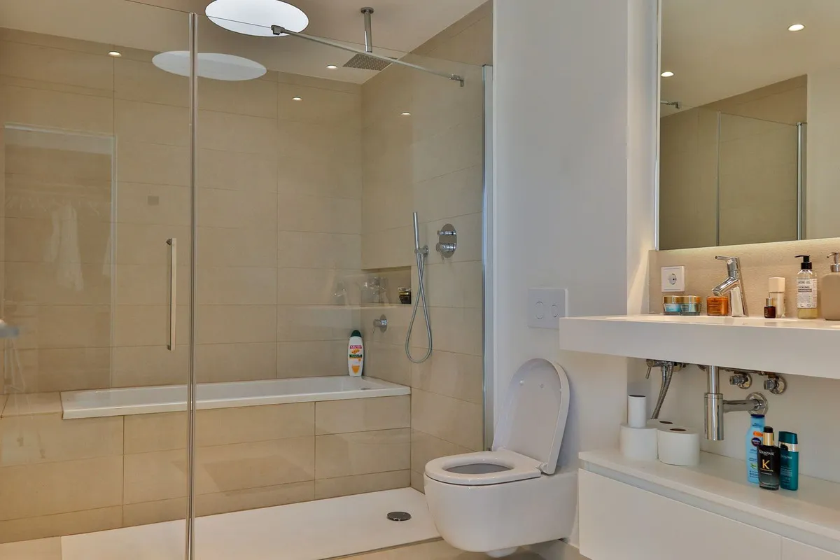 0f78e5ee-5240-42d2-9341-e5bcad7987d2