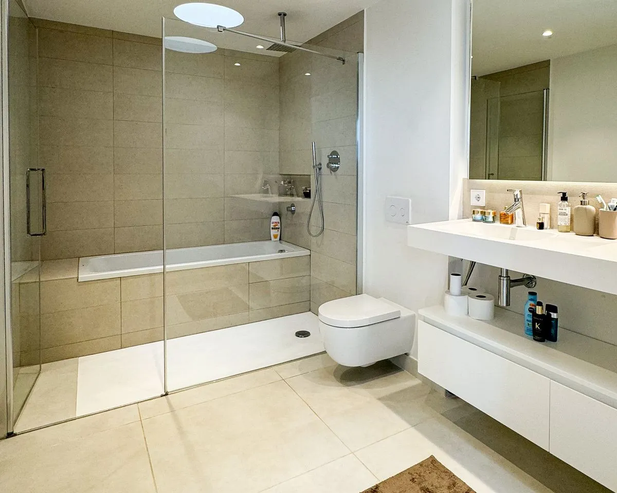 26e26d7b-75bd-4d0a-a8a6-86f2fe41825d