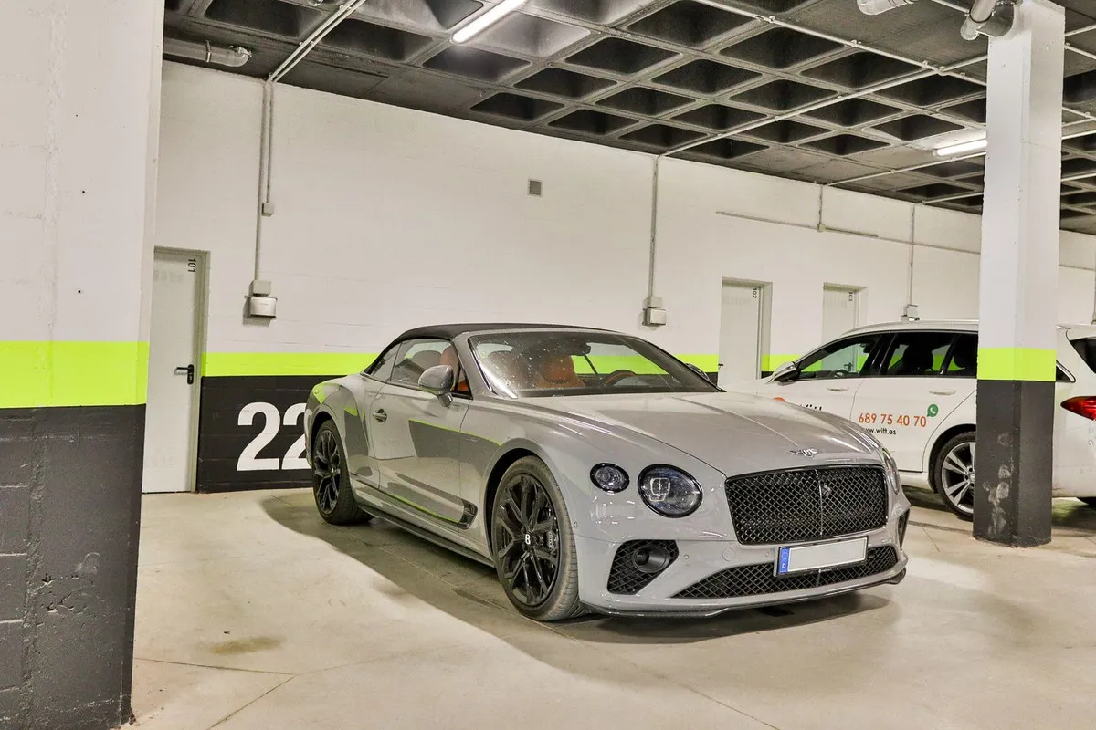 42ec3545-2034-49af-b35b-9e63363351e5