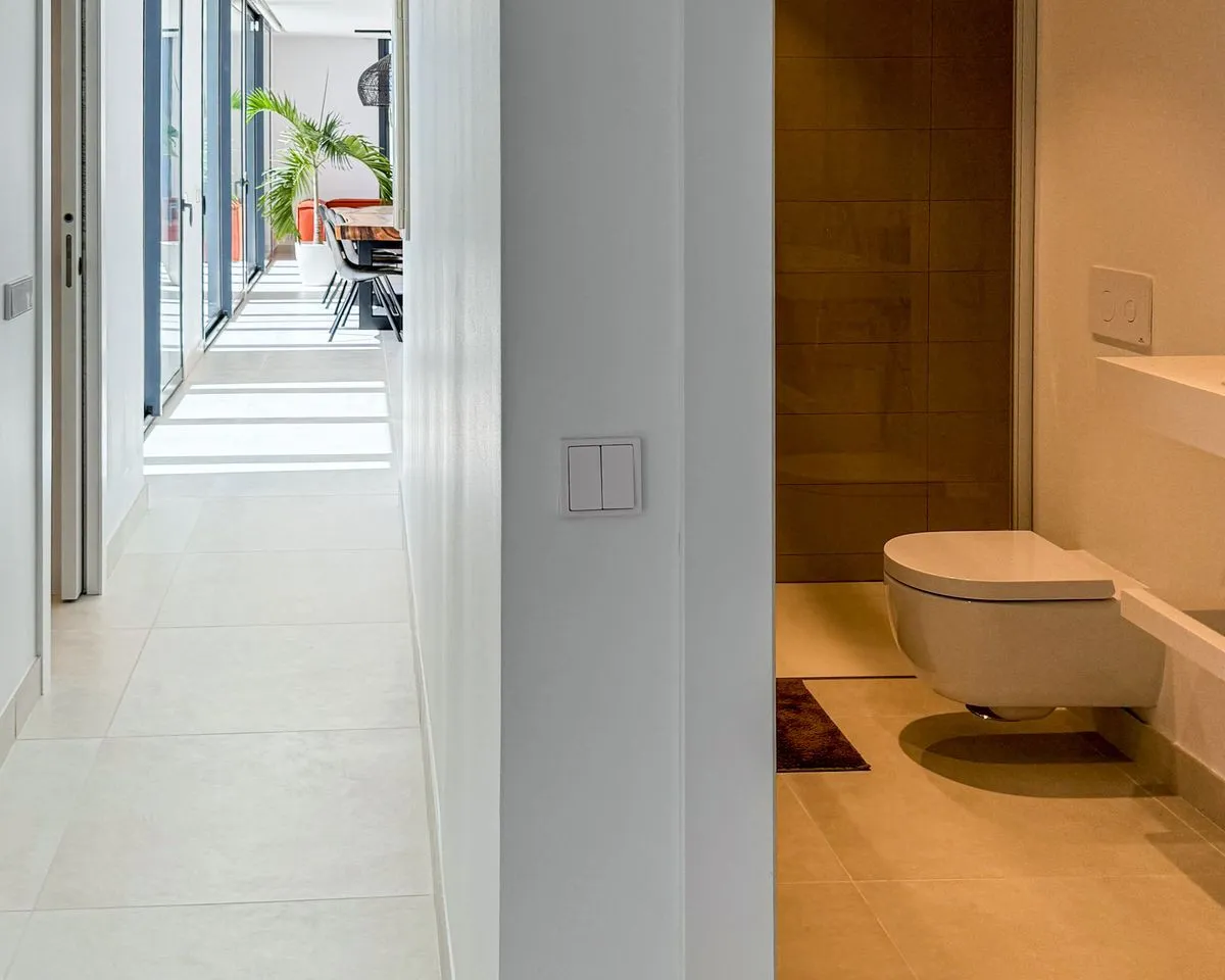 63f7cf7c-7c4c-4636-98b7-5c277842d8a9