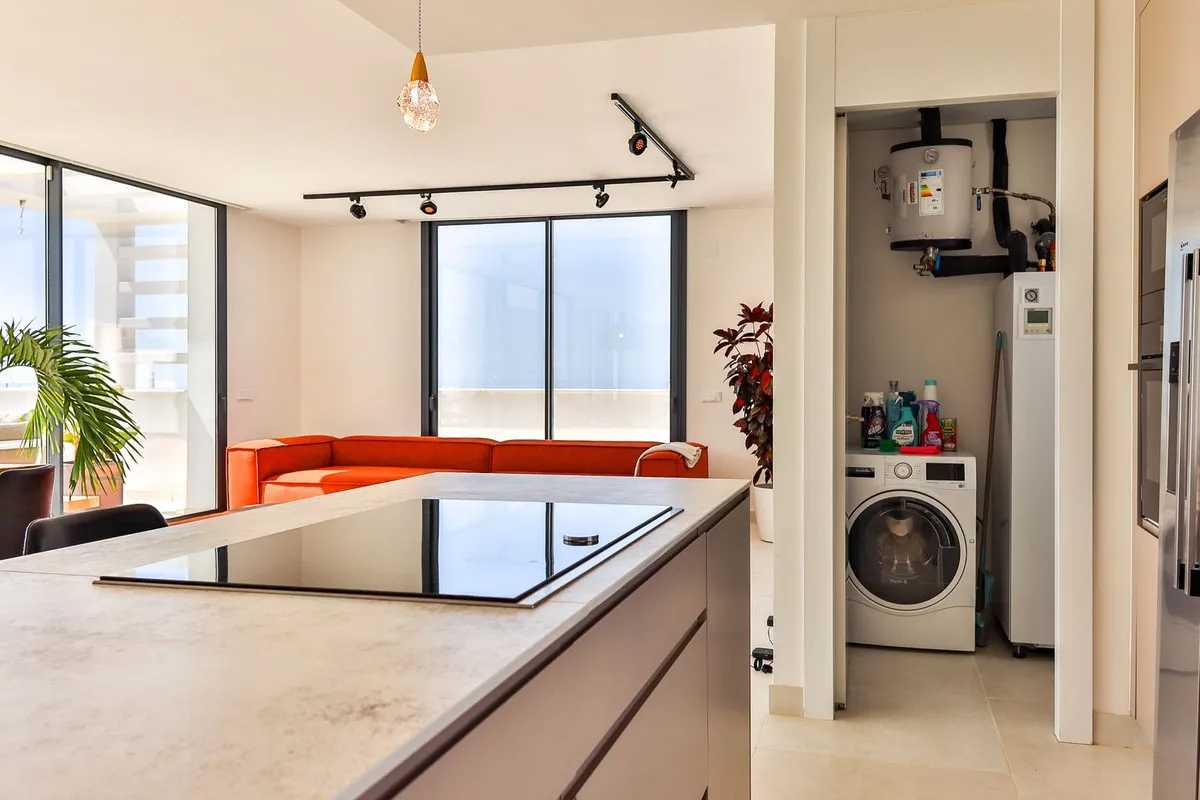 809e4c75-ba15-4d3f-adc5-bd1ab0c4df51