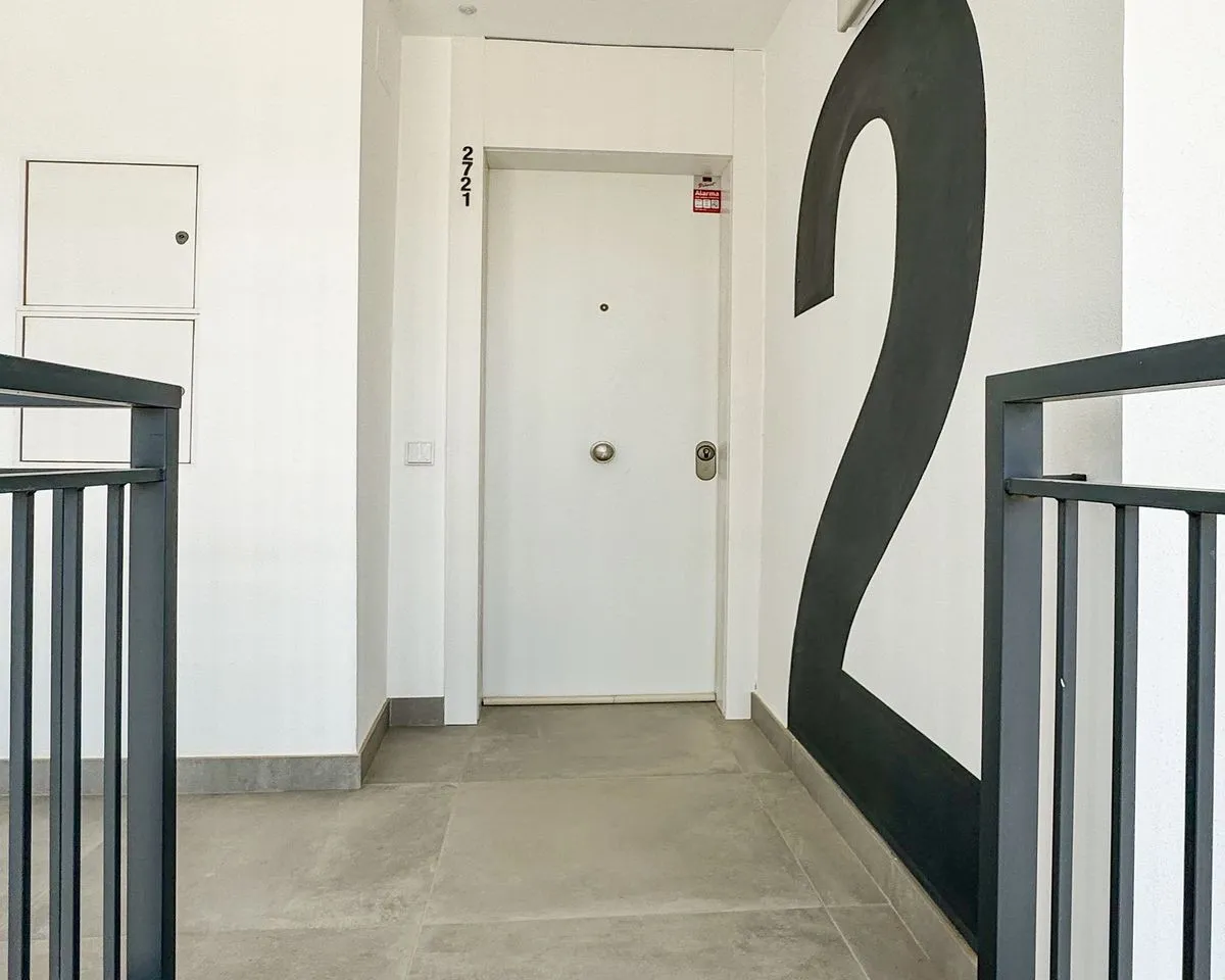 8d14617b-7a4f-4552-bbea-ef3b266c7f58