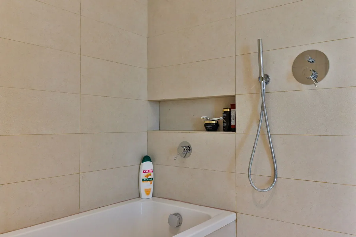 a65dbb53-6c28-4769-be89-c3c37a2ac43c