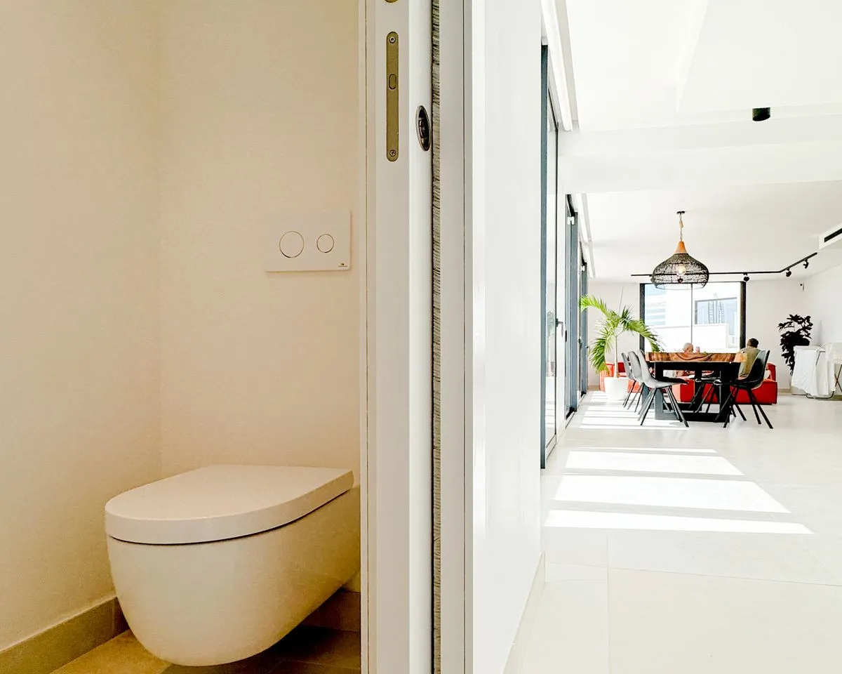 d5822b67-342c-4bc0-b8be-e5d52a587118