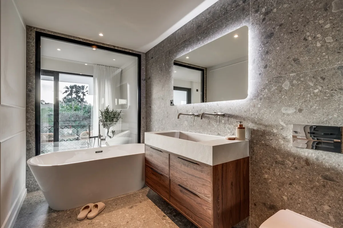 1394702b-96ad-4707-9823-81f135c1332e