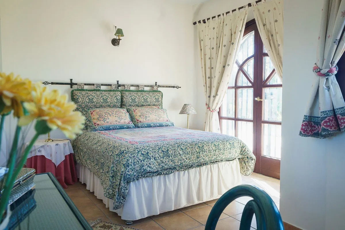 0afdf44e-d4e8-41dc-a4b7-63ea514a19ef