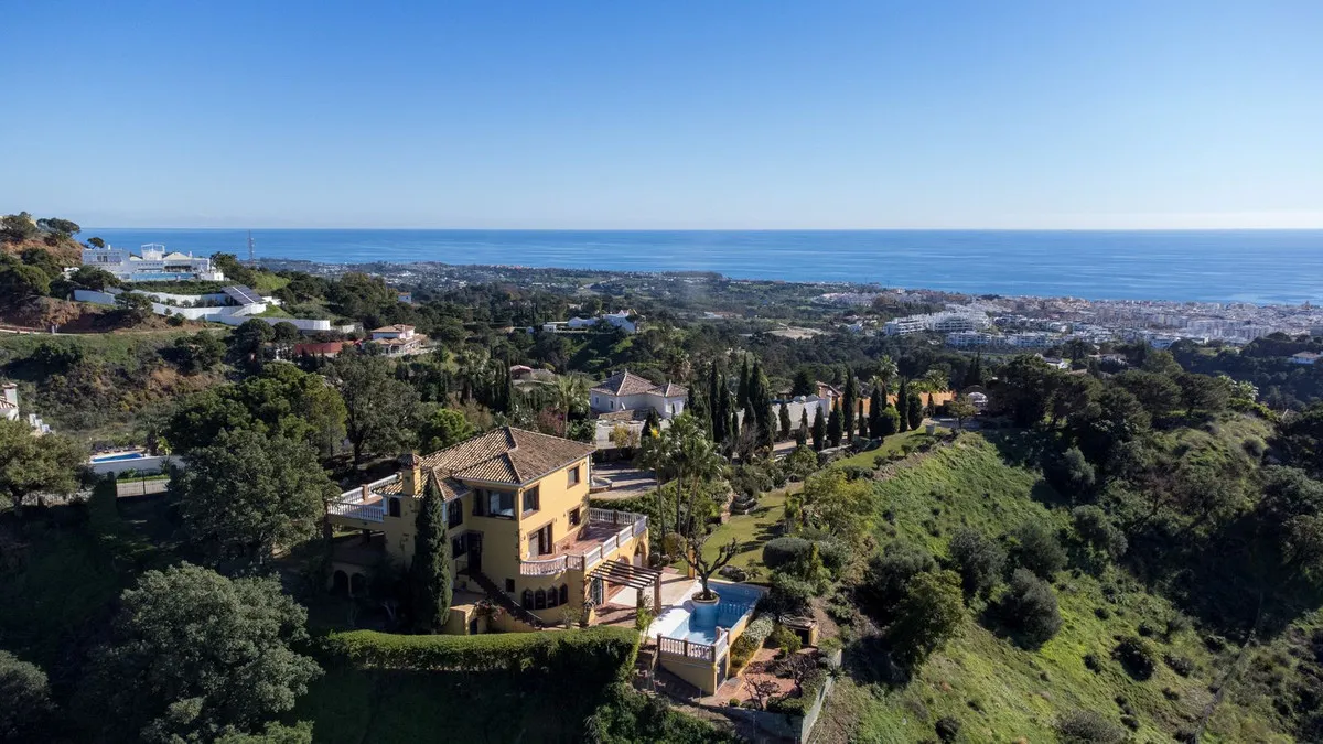 b39ba4f7-3728-4c84-b03c-16cb7461489b