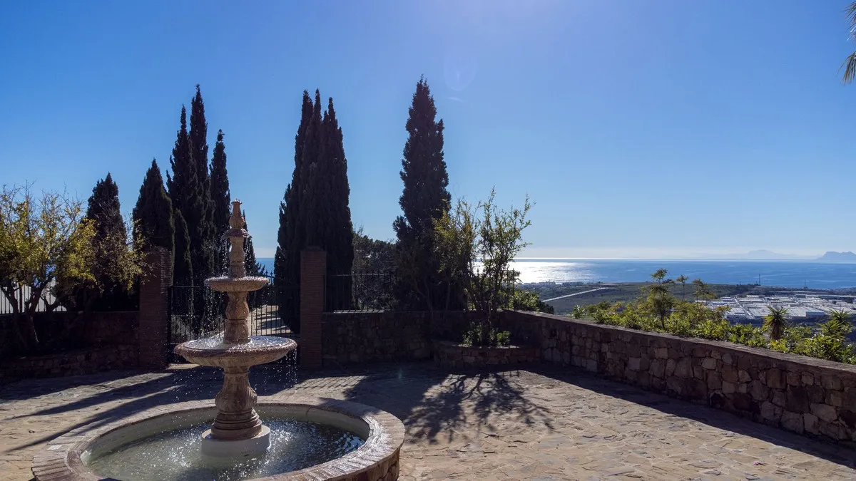 d35d0dcd-92a2-48ea-9783-c2492dcee805