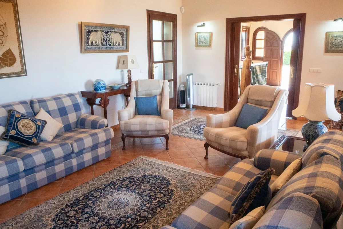 d63c9417-de09-4549-a119-4161f5ce8cd7