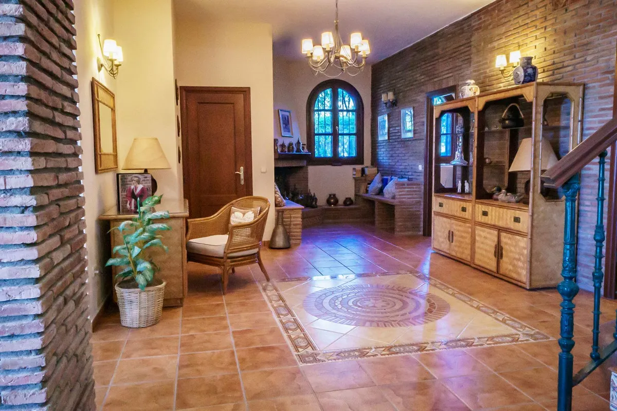 e593ea7d-f3cb-48d5-a8f0-80bf814bd80d