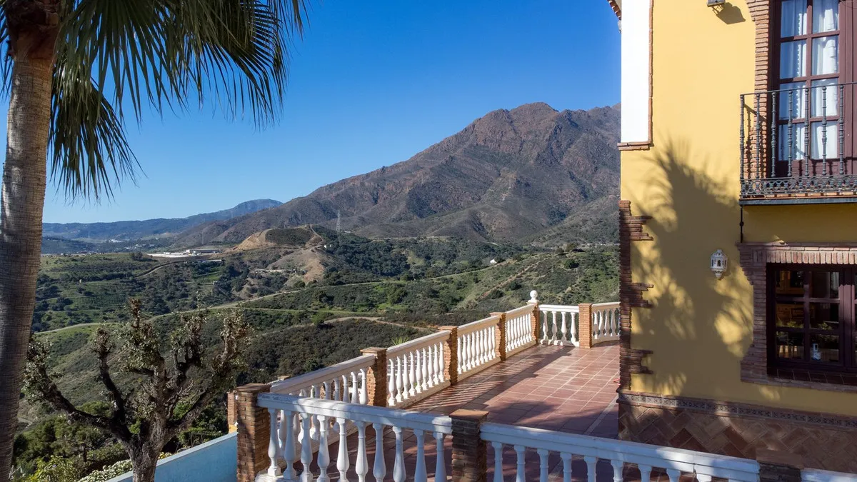 fcb9bbfc-e854-4f87-a405-7cda0cacb36f