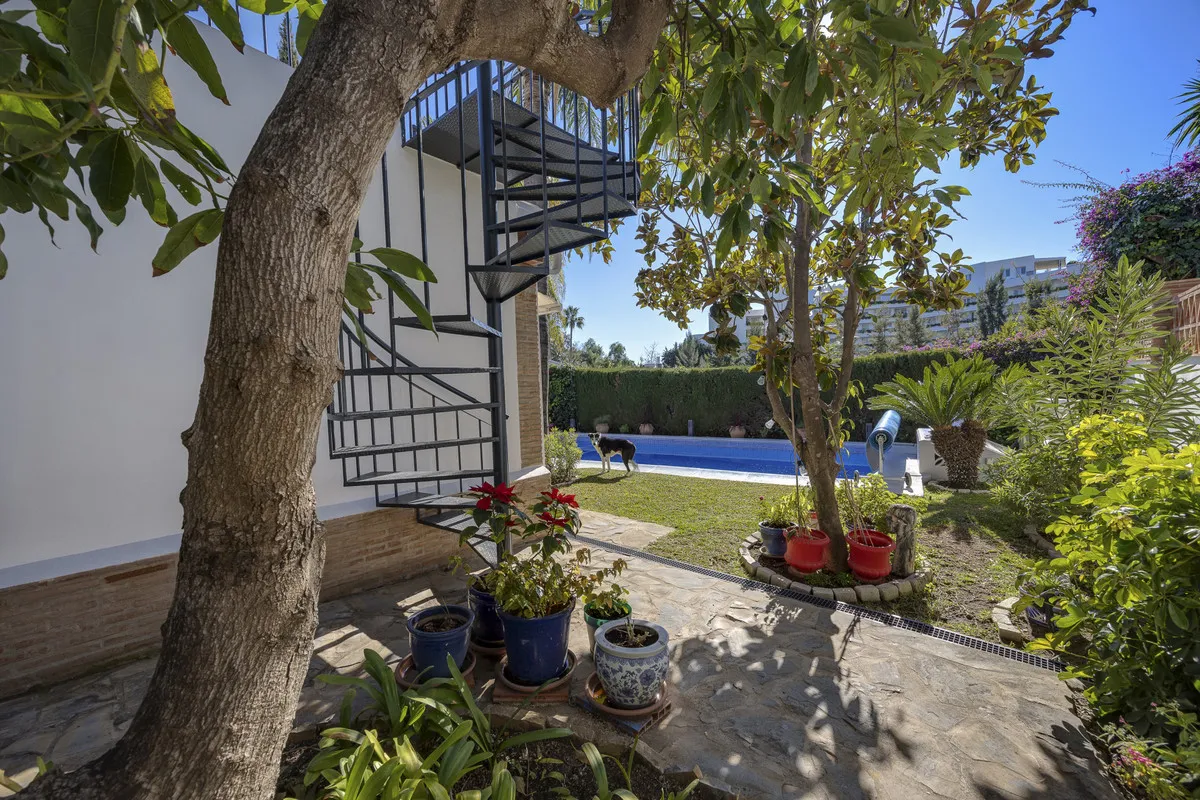 3b3146ec-c837-46e9-8c11-b7fe9de9b554