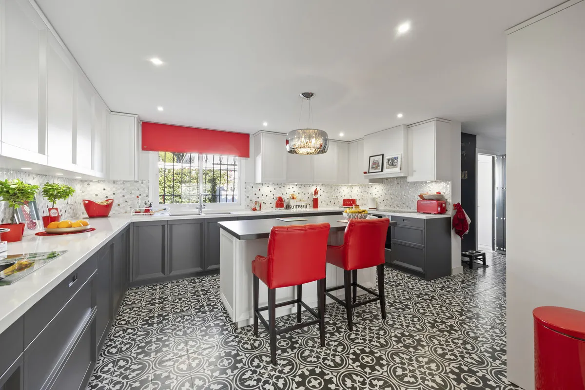 be75a60c-b6fc-46e5-8126-85f26f4a8ec4