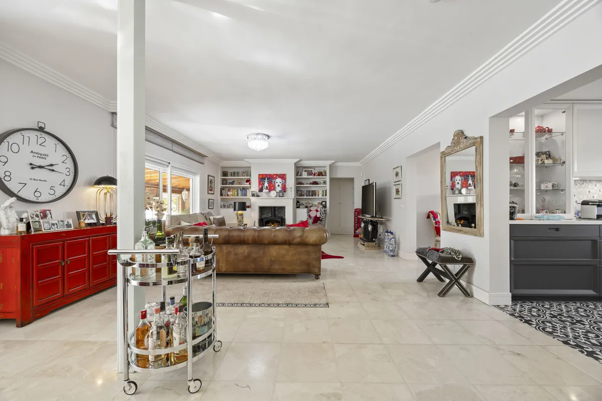 c4b6f755-1670-4df3-b43b-9e31265de20c