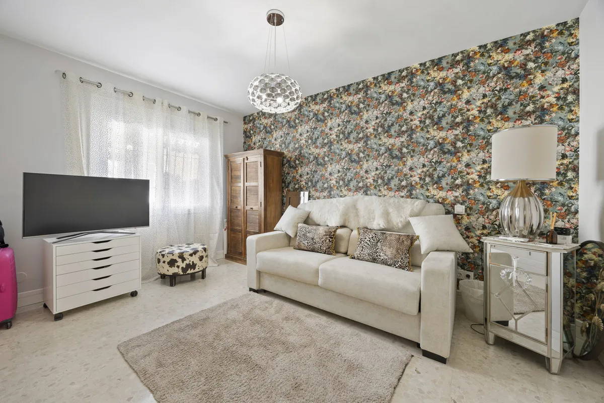 c5097870-5666-4ca8-9206-3c4d7492b670