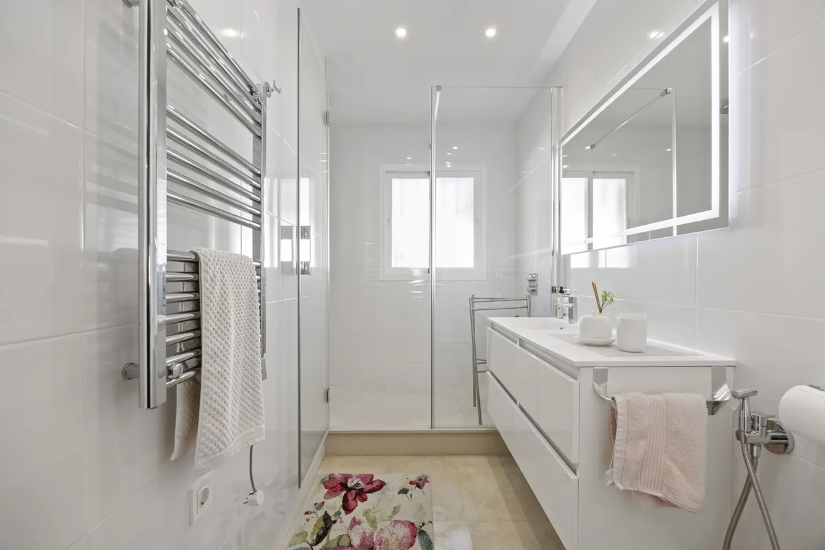 f2ec94e9-7166-4976-99c0-bdd03ef2cea9