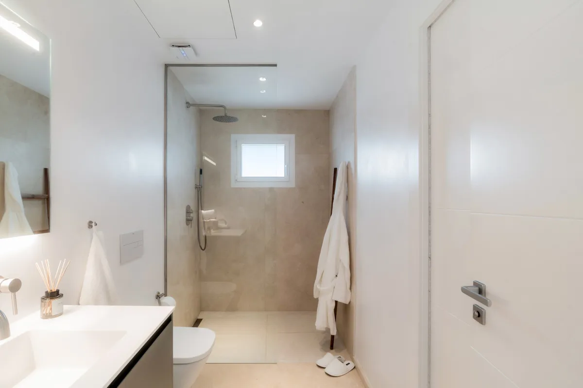 a9019a2e-fdb9-482c-846e-2f72bbb46296