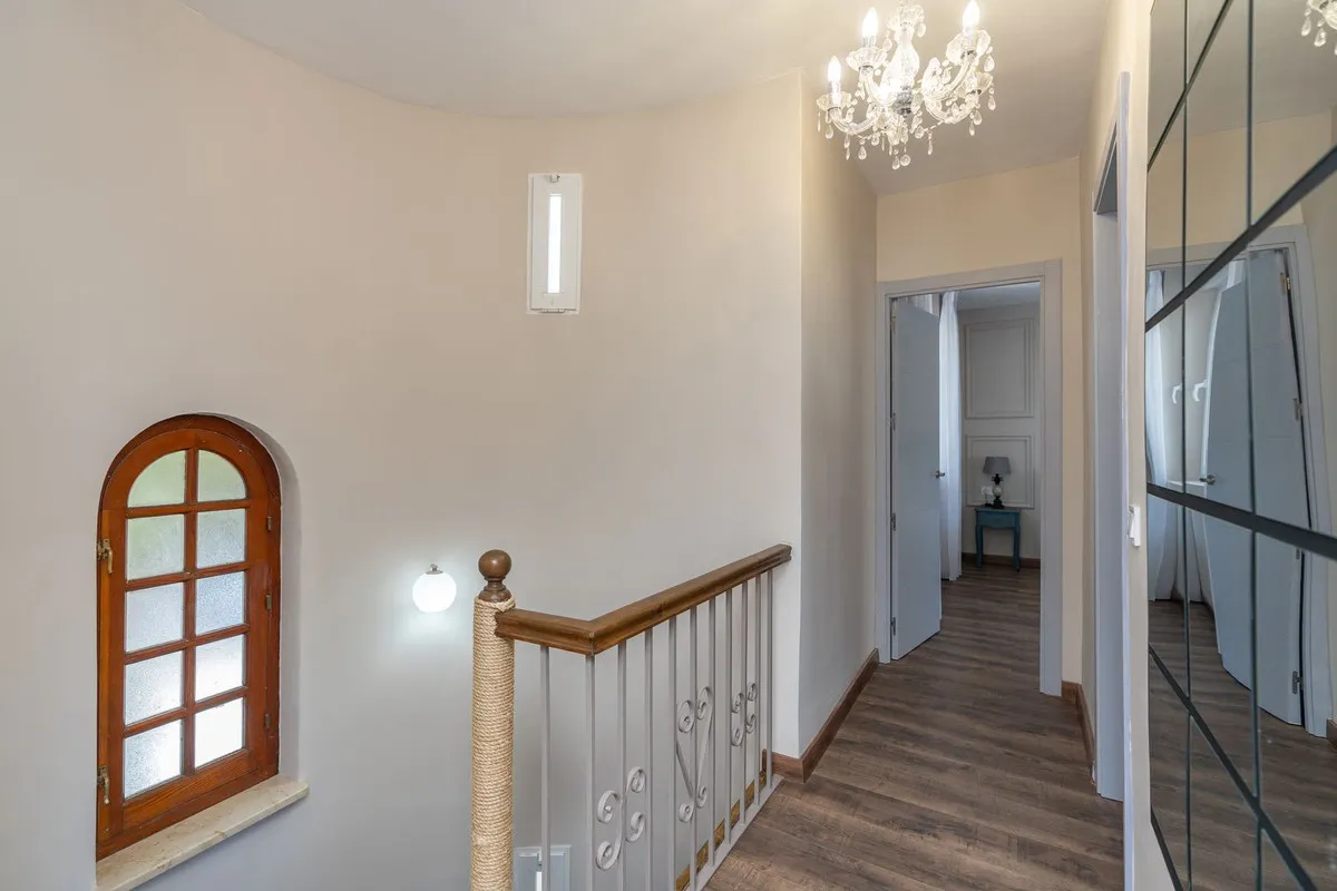 305d212e-9e58-4968-a104-11e9457a7c2a